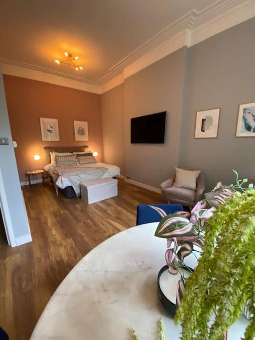 Stylish Studio For 3 Near Regents Park N4 London Exterior foto